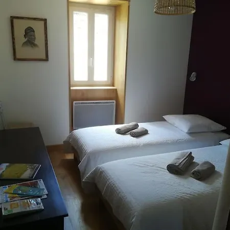 Avec Cachet Au Coeur De Les Bains